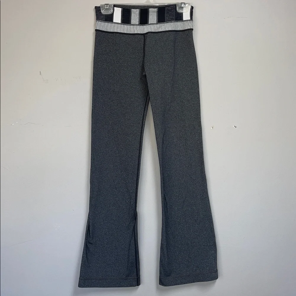 Lululemon women's grey yoga flare pants